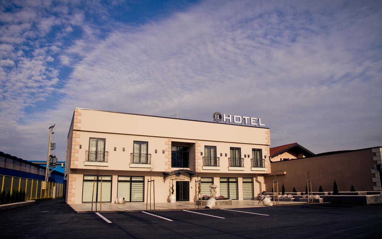 Hotel Bakarni Lonac Brčko エクステリア 写真