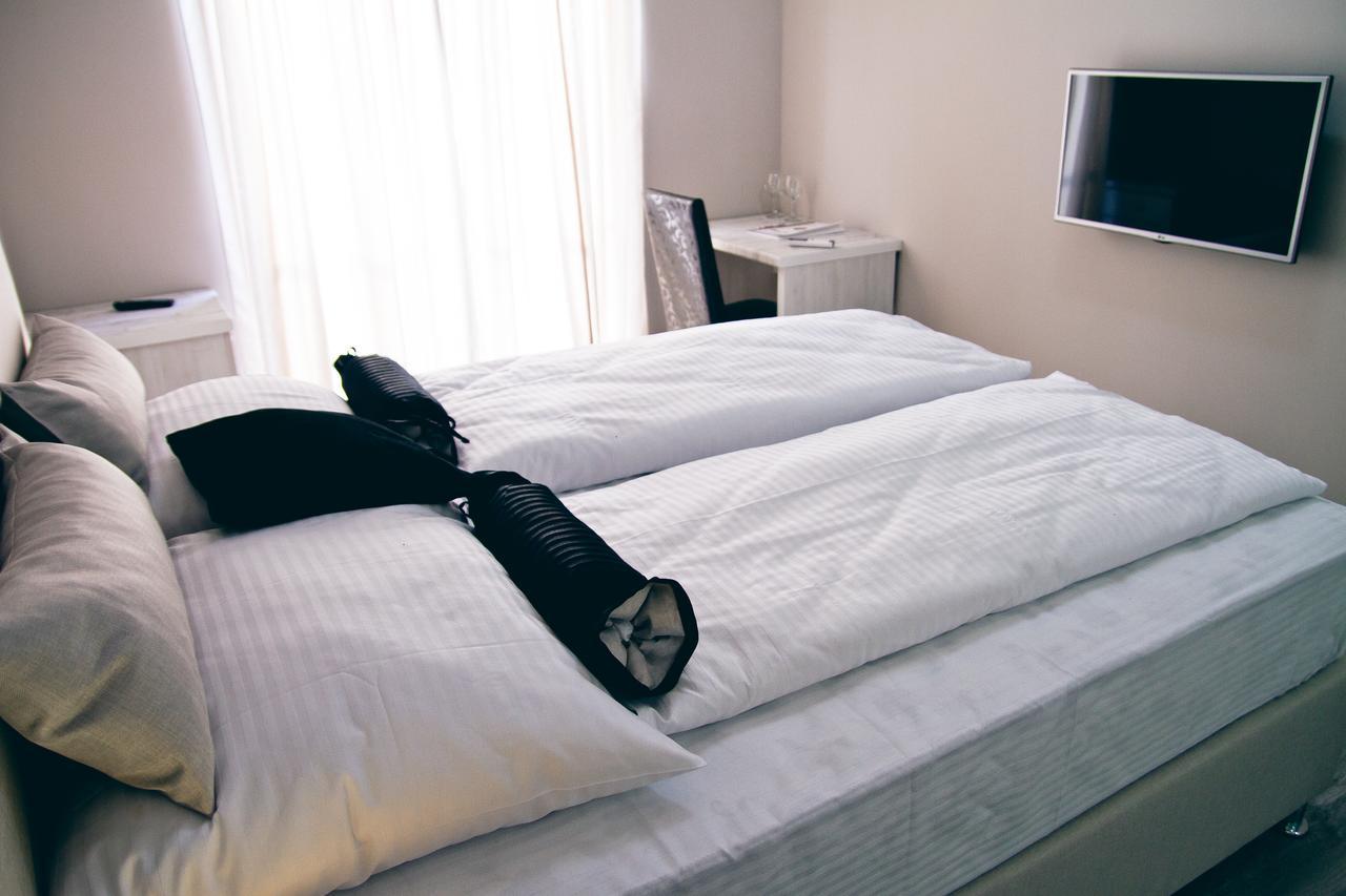 Hotel Bakarni Lonac Brčko エクステリア 写真