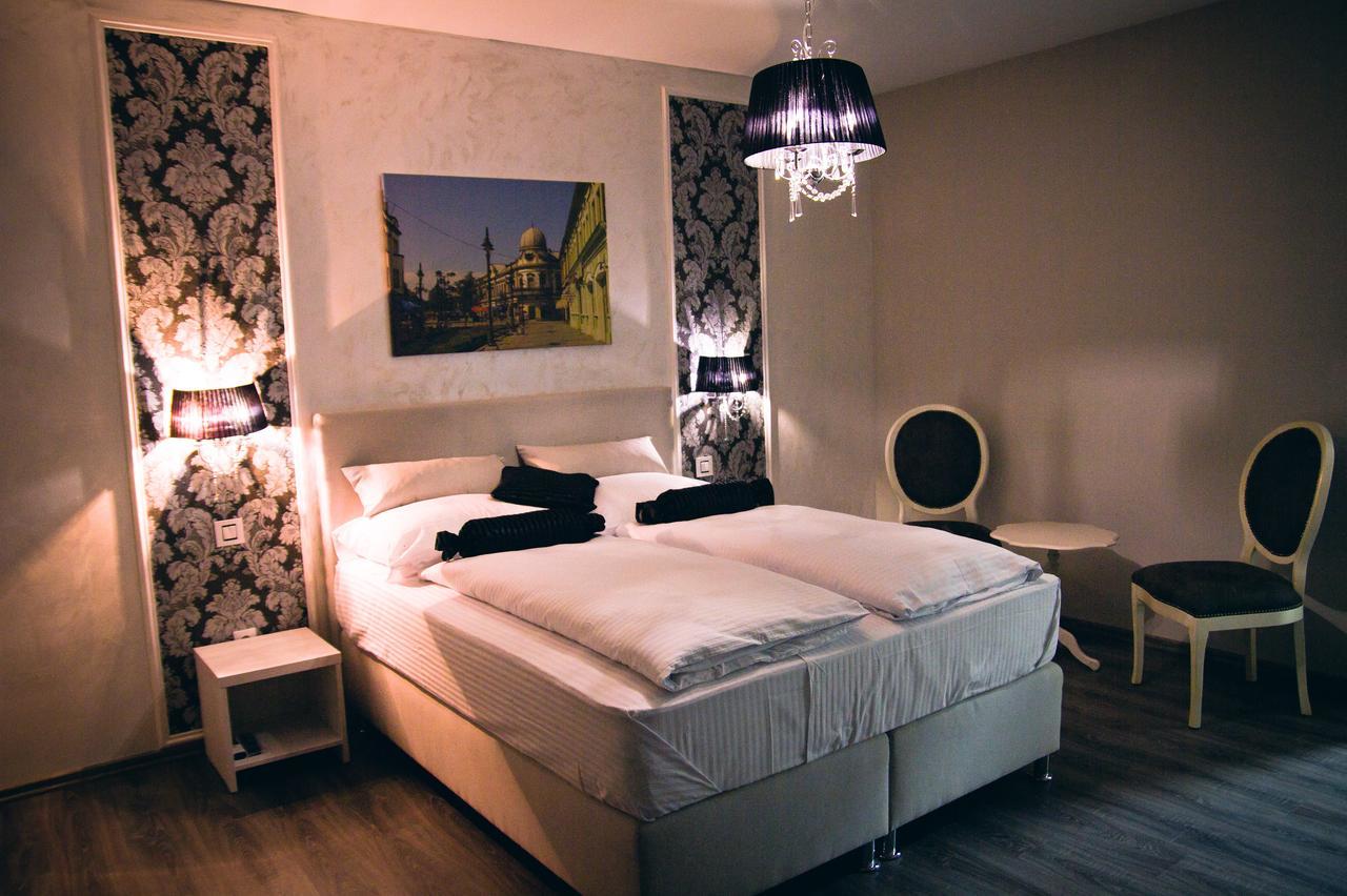 Hotel Bakarni Lonac Brčko エクステリア 写真
