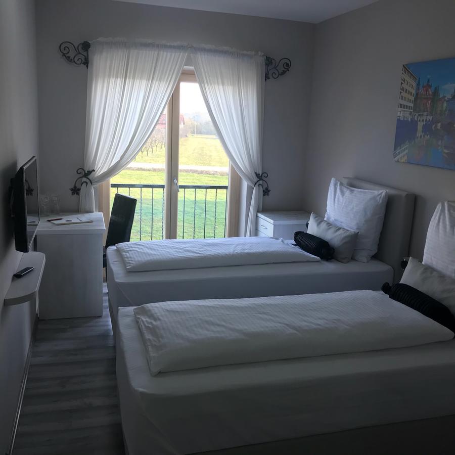 Hotel Bakarni Lonac Brčko エクステリア 写真