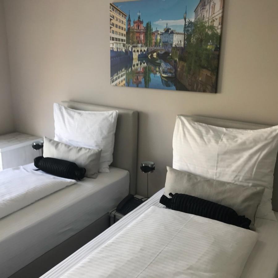 Hotel Bakarni Lonac Brčko エクステリア 写真