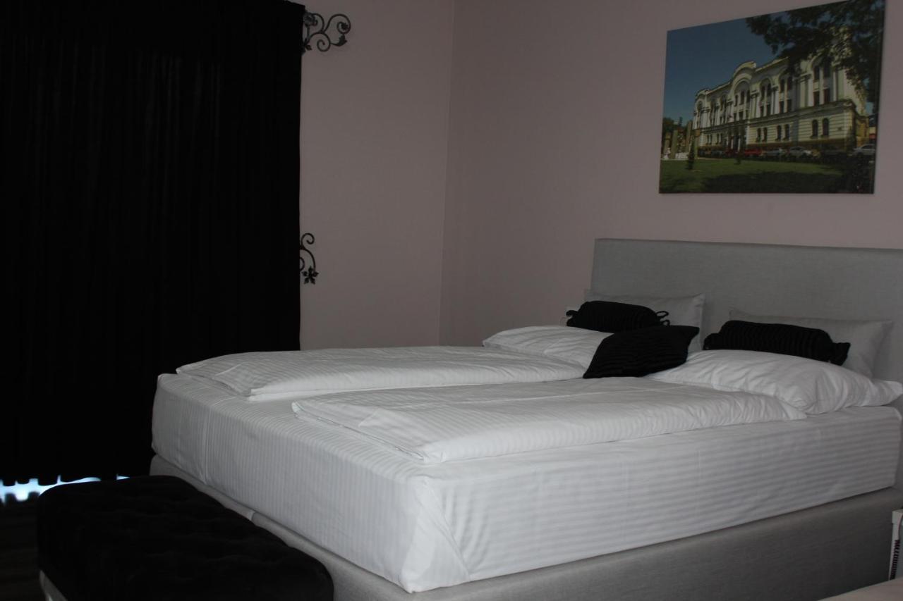 Hotel Bakarni Lonac Brčko エクステリア 写真
